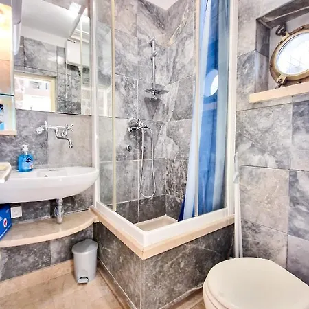 Apartament Jackie'S Little Stone House Split Zewnętrze zdjęcie